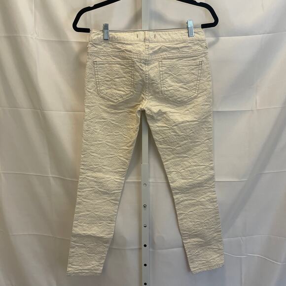 Free People Damask Embossed Jeans - Women Size 26 - Cream - Picture 5 of 6